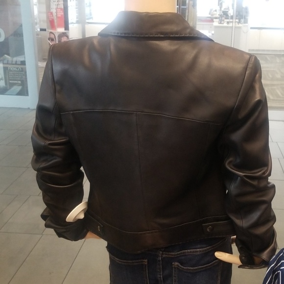 Leather jacket - Picture 2 of 2